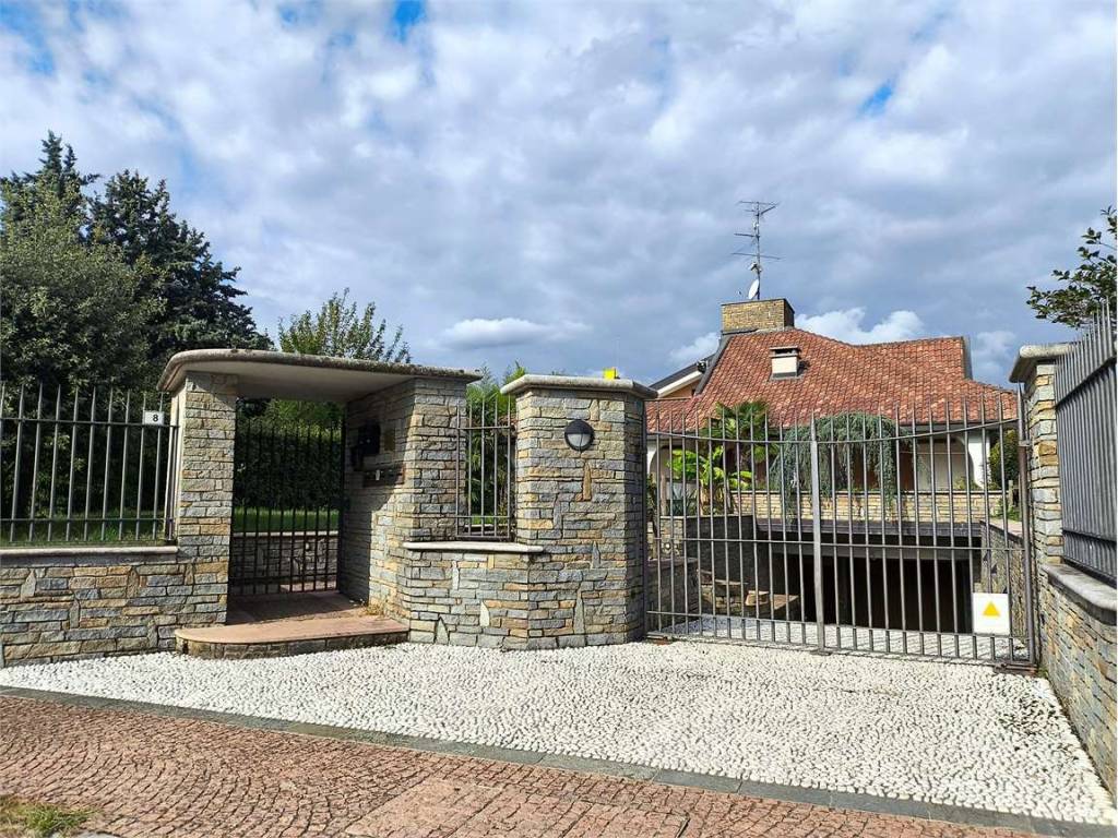 Appartamento a Fenegrò in via varese , 8 - Foto 2