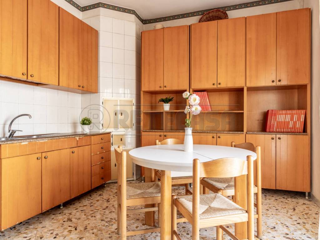 Appartamento a Bisceglie in Via Vives, 3 - Foto 4