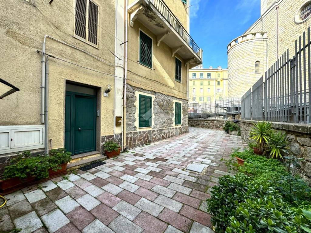 Appartamento a Nuoro in Via Delle Grazie, 5 - Foto 5