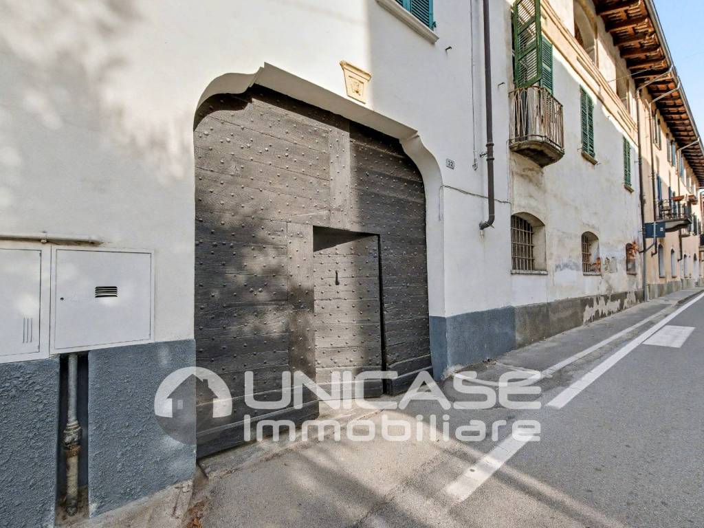 Villa a Bricherasio in Via Vittorio Emanuele II, 32 - Foto 2