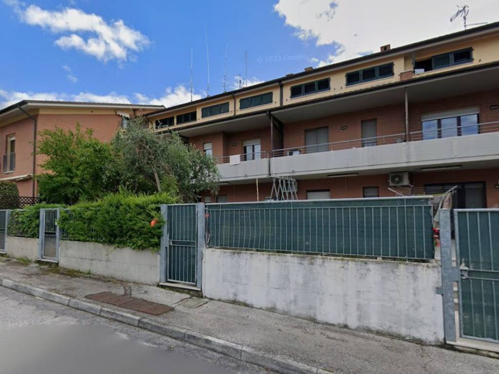 Appartamento a Senigallia in Via Lago d'Orta, 61 - Foto 2