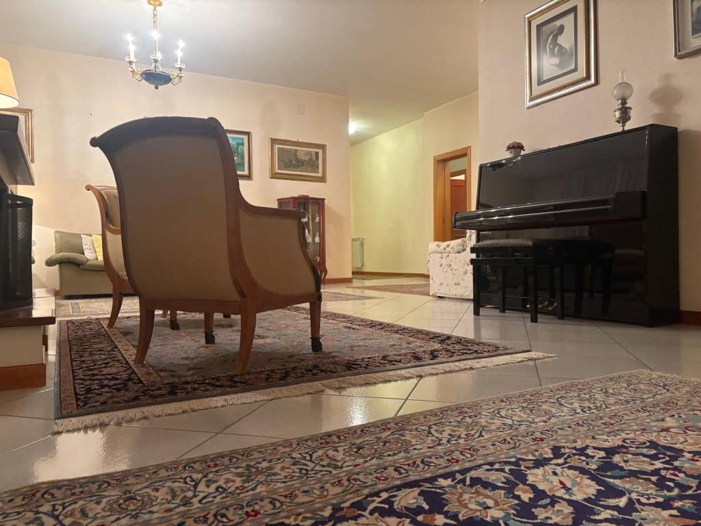 Appartamento a Caserta in Via Luigi Laviano - Foto 5