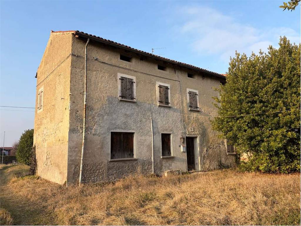 Rustico / casale a Azzano decimo in Via Fratte, 85 - Foto 3