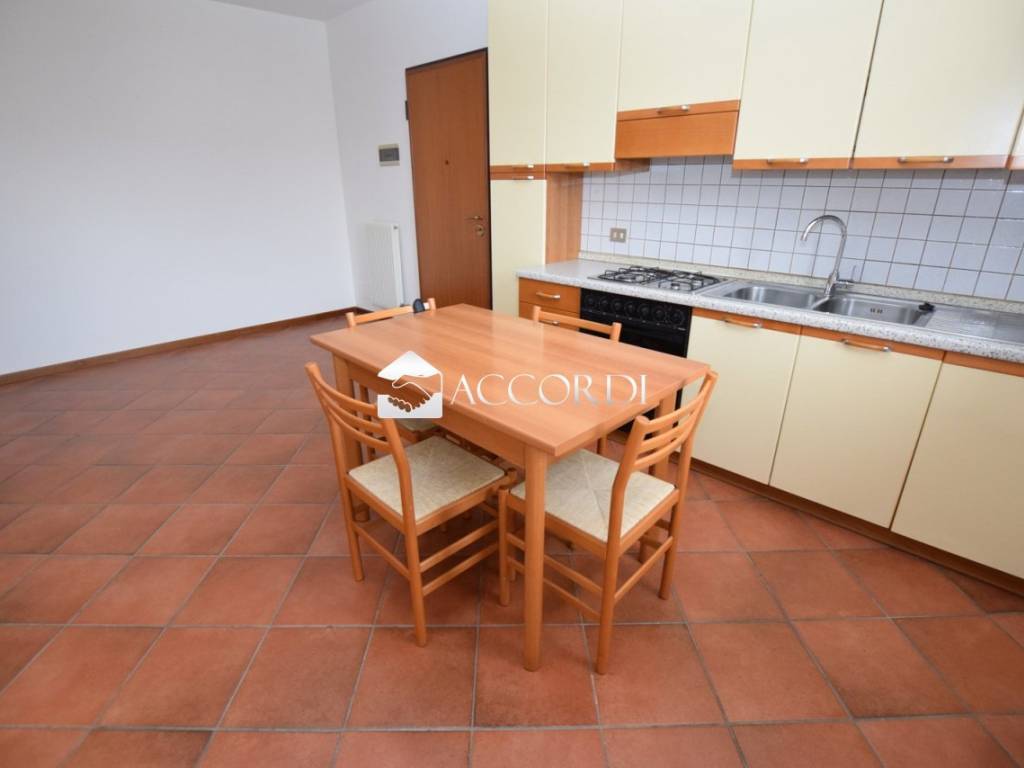 Appartamento a Montebelluna in Via Tronconi - Foto 3