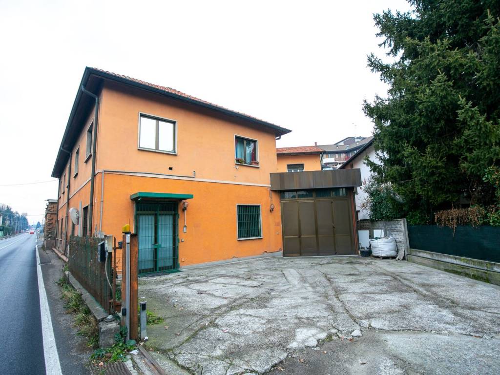 Palazzo / stabile a Lomazzo in Via Ceresio, 6 - Foto 4