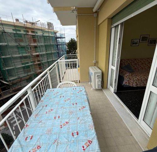 Appartamento a Finale ligure in Vico Della Madonna 16 - Foto 3