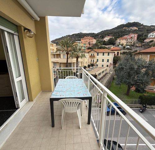 Appartamento a Finale ligure in Vico Della Madonna 16 - Foto 5