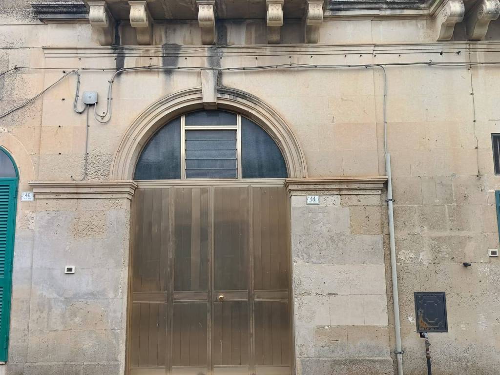 Appartamento a Scorrano in Via Marco Emilio Scauro, 44 - Foto 2