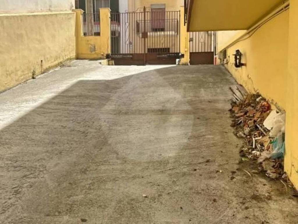 Box / garage a Milazzo in Via Calatafimi, 52 - Foto 2