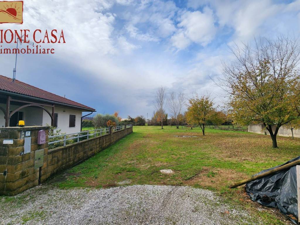 Terreno a Cormons in via sesariole - Foto 3