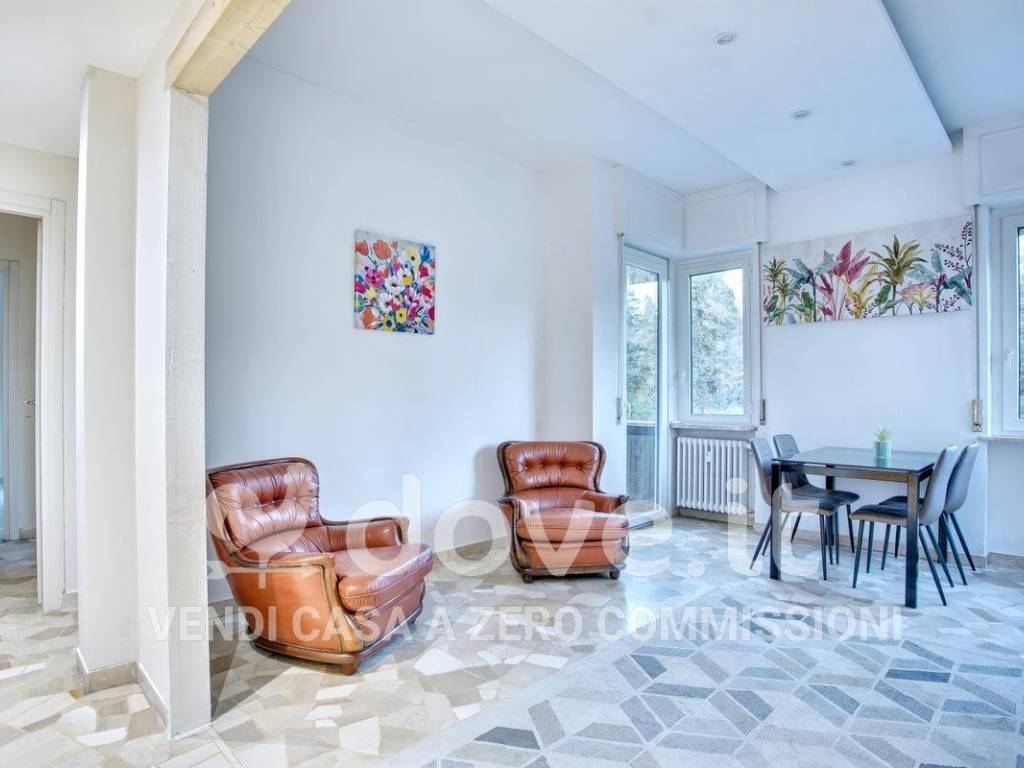 Appartamento a Varese in Via Montello - Foto 2