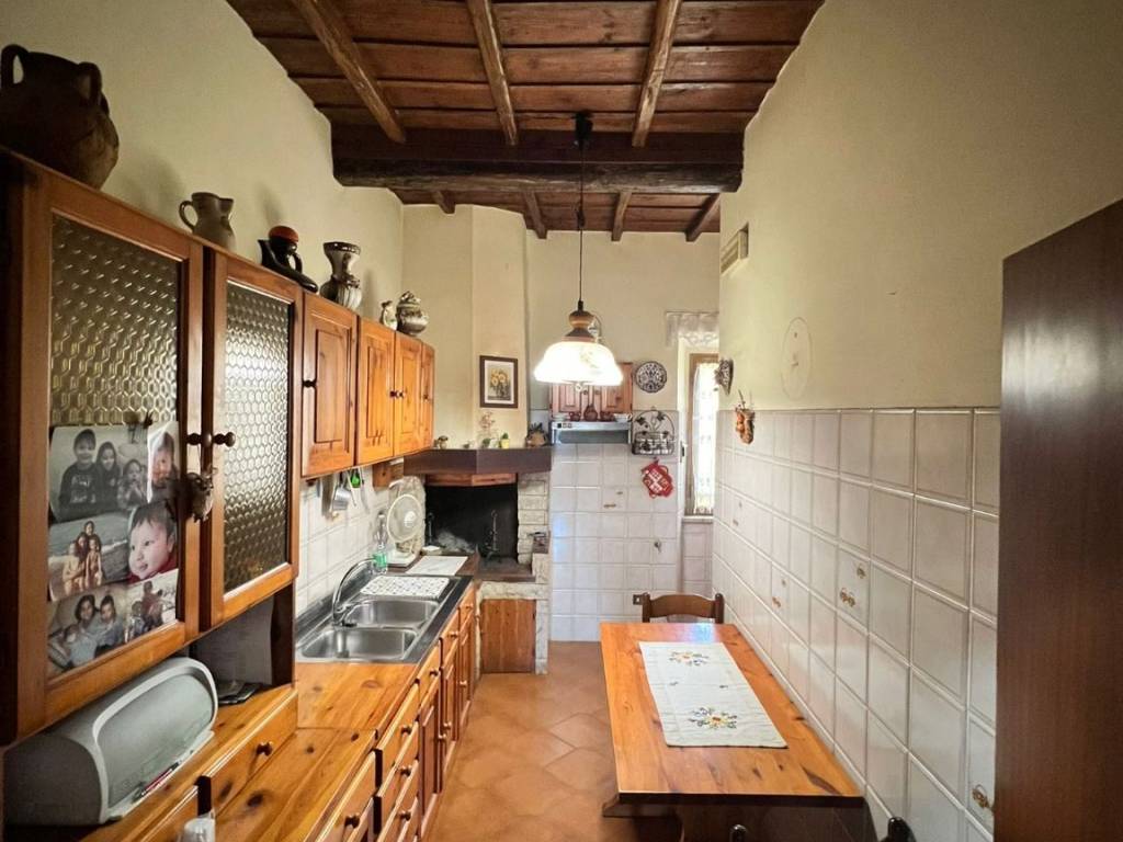 Appartamento a Ronciglione in Via Principe Umberto, 29 - Foto 4