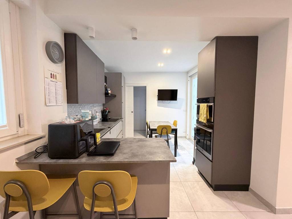 Villa a Asti in Via Pompilio Grandi - Foto 2