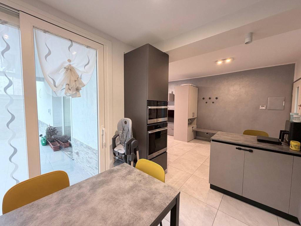 Villa a Asti in Via Pompilio Grandi - Foto 3