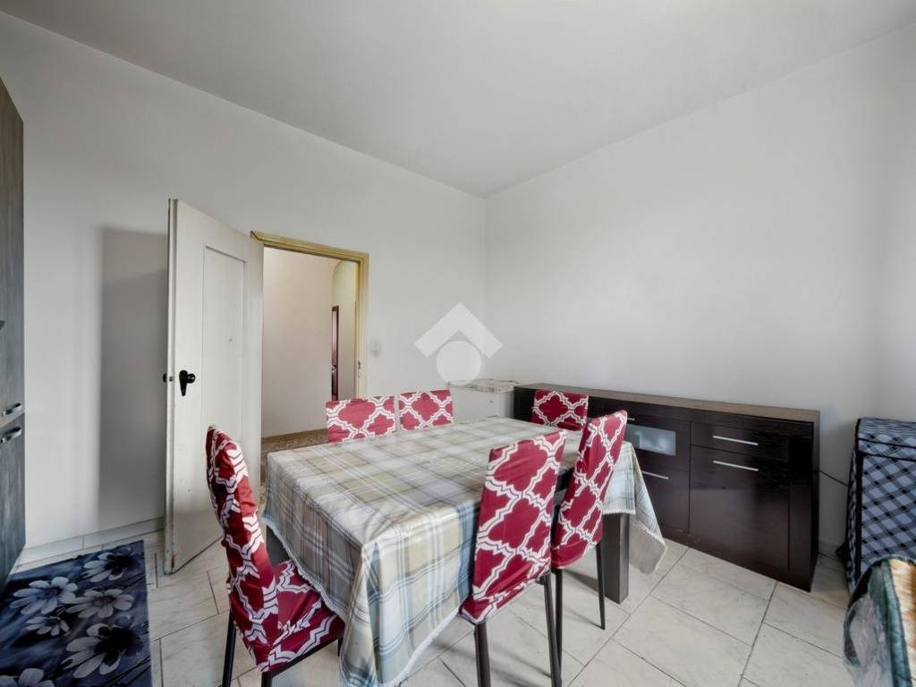 Appartamento a Reggio emilia in Via Giovanni Battista Lulli - Foto 3