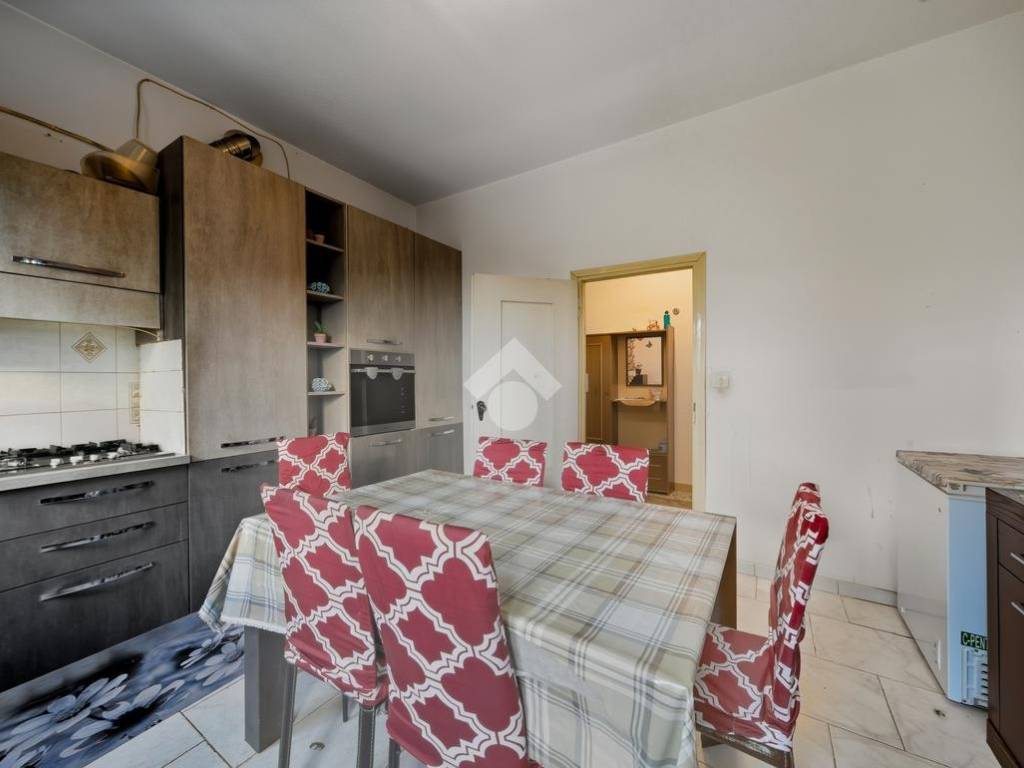 Appartamento a Reggio emilia in Via Giovanni Battista Lulli - Foto 4