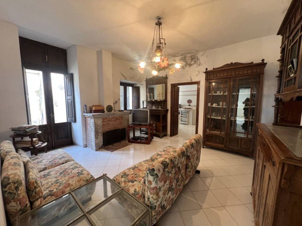 Palazzo / stabile a Roccagloriosa in Via Roma - Foto 3