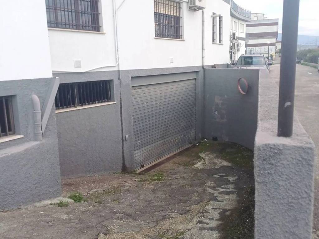 Box / garage a Chieti in Viale B. Croce, 155 - Foto 4