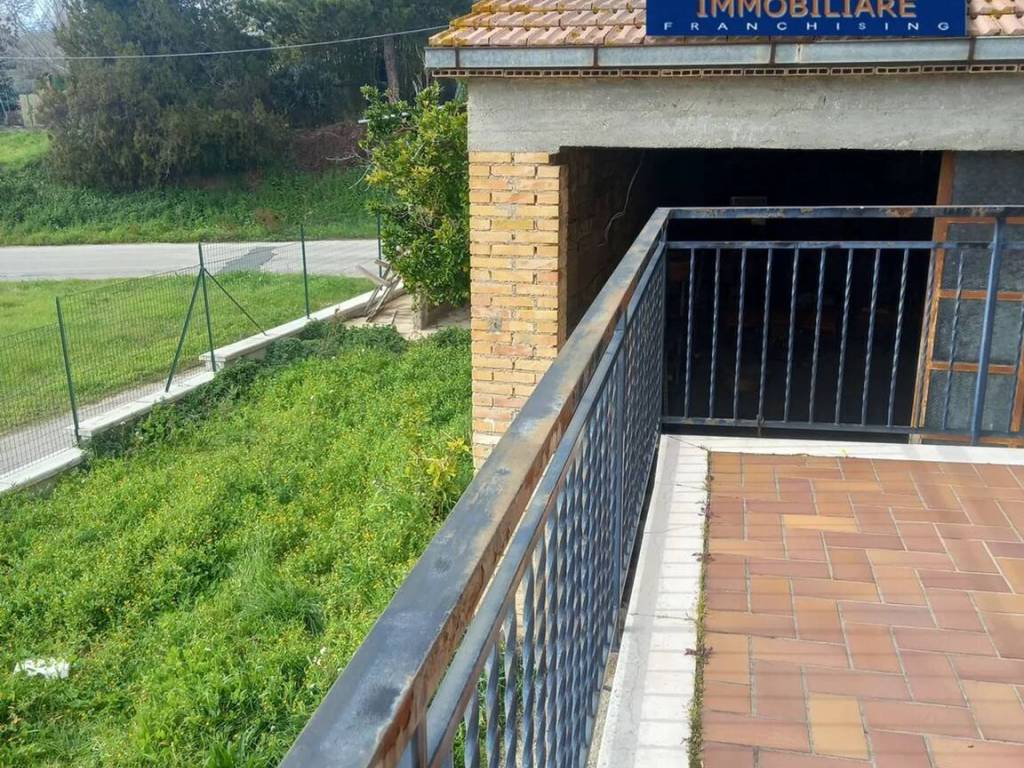 Villa a Crecchio in Via Villa Tucci, 47 - Foto 4