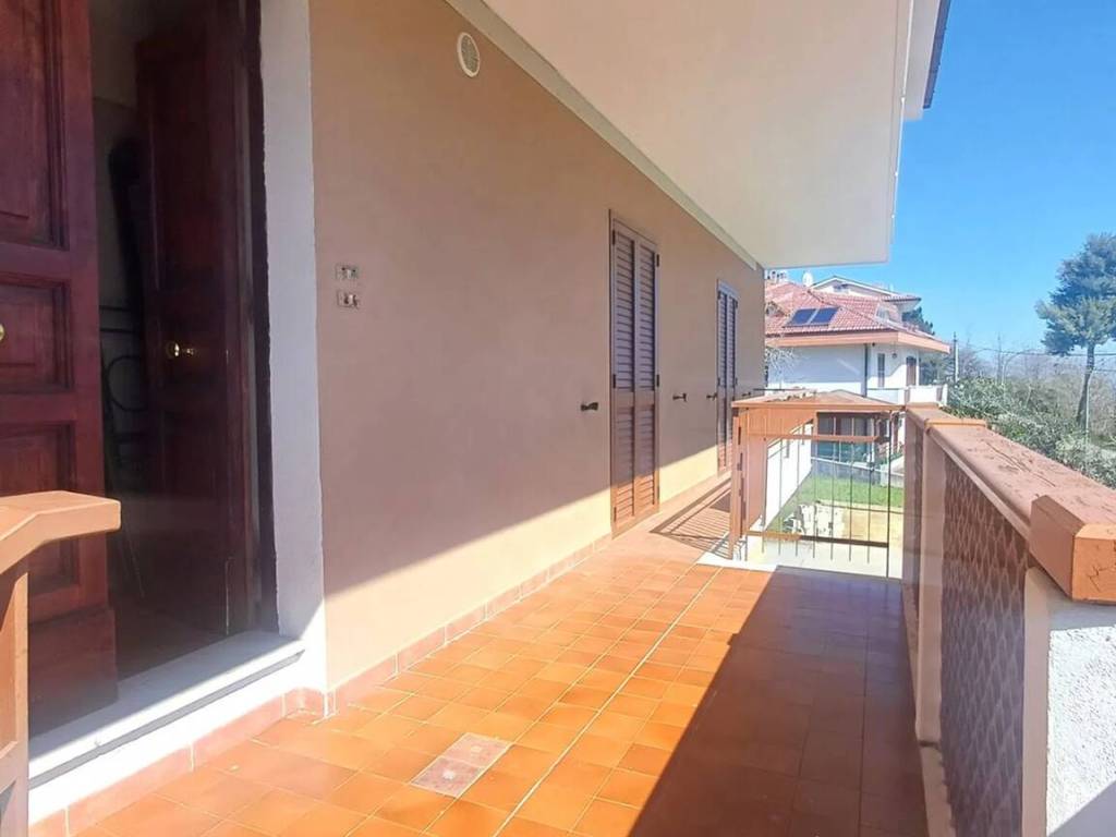 Appartamento a Città sant'angelo in Via Della Madonnuccia, 22 - Foto 2