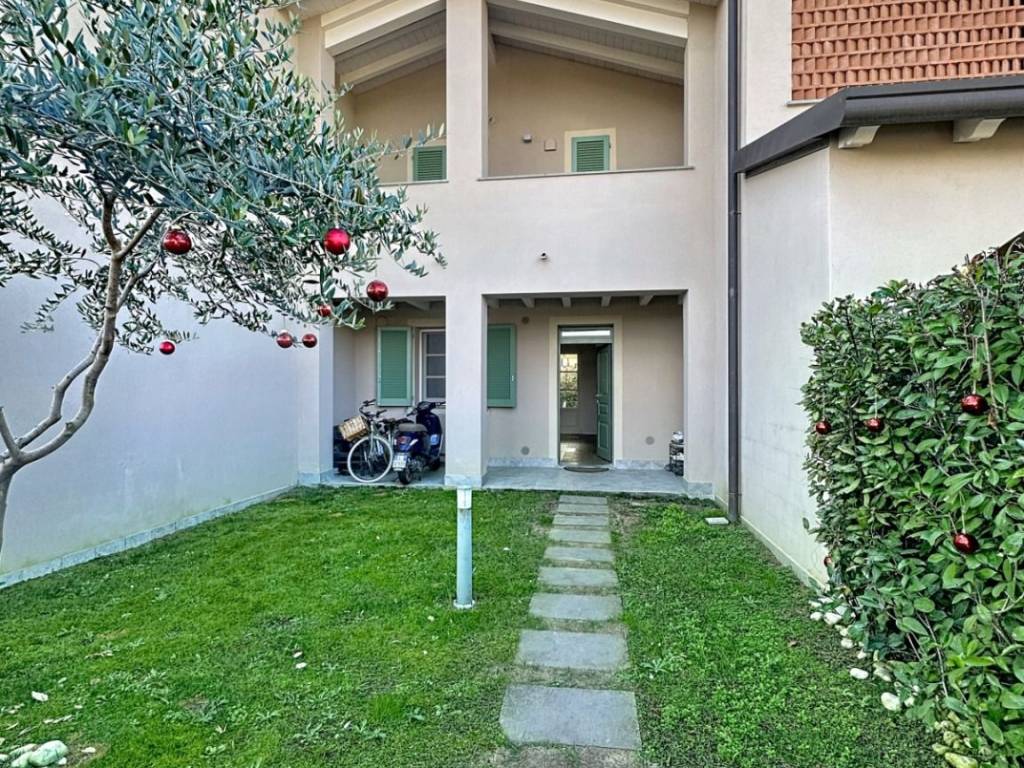 Villetta a schiera a Viareggio in Via della Gronda - Foto 5
