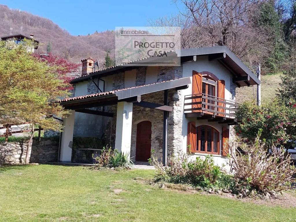 Villa a Armeno in Via Per Armeno - Foto 2