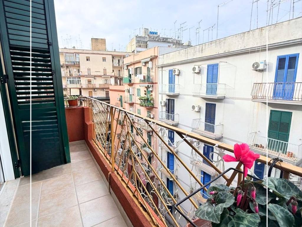 Appartamento a Taranto in Via Padre Bonaventura Morone, 31 - Foto 4