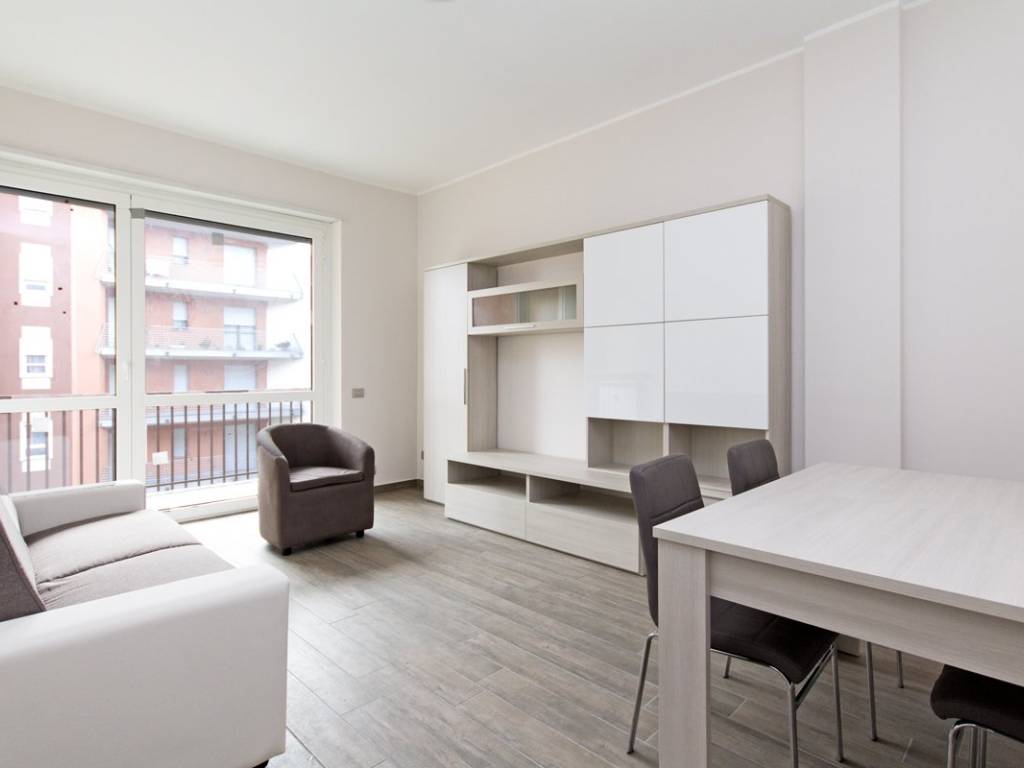 Appartamento a Saronno in Via Giuseppe Parini, 25 - Foto 2