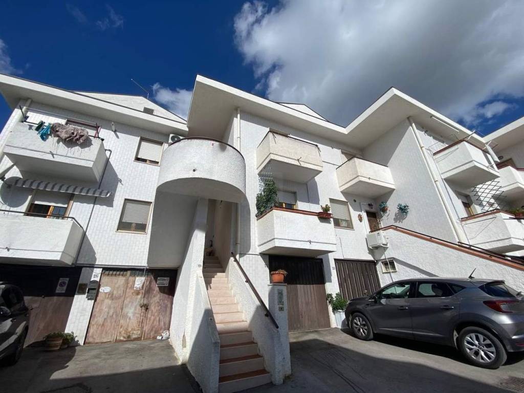 Appartamento a San paolo di civitate in Via Italo Svevo - Foto 3