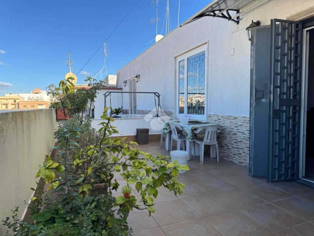 Appartamento a Taranto in Via padre bonaventura morrone, 31 - Foto 2