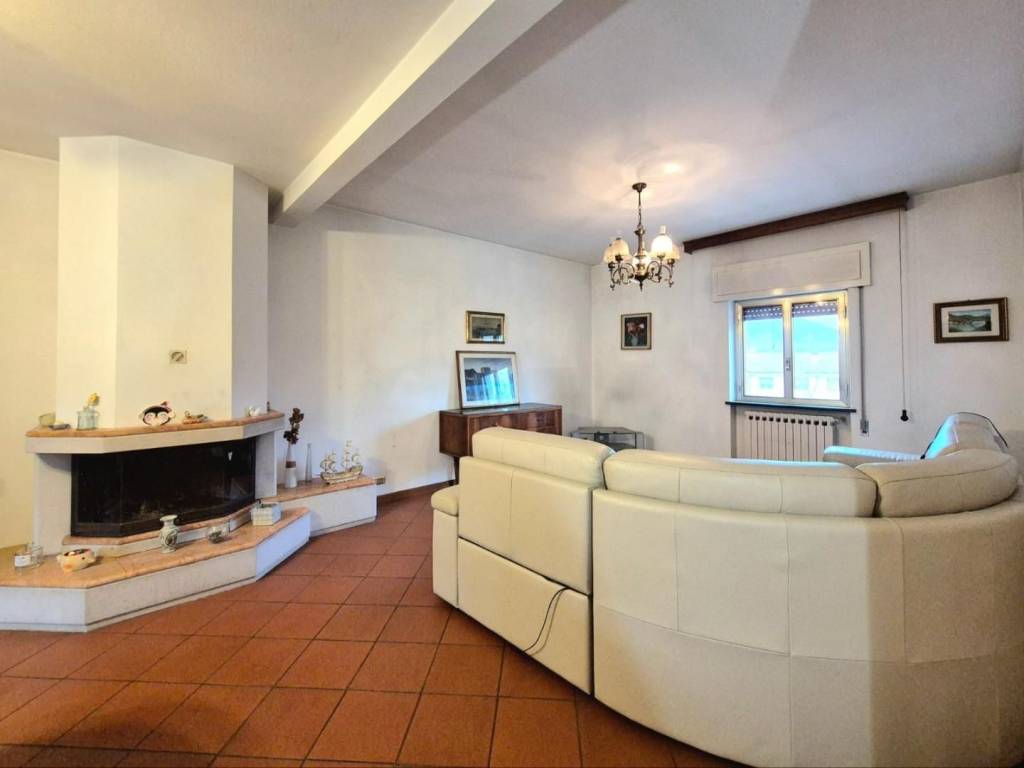 Casa indipendente a Lucca in traversa i, - Foto 5