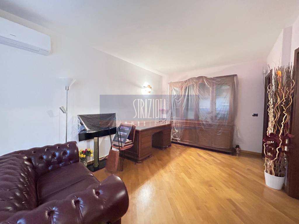 Appartamento a Modugno in Via Salvatore Barzilai, 9 - Foto 3