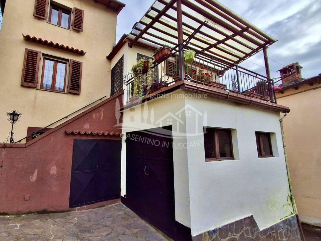 Casa indipendente a Pratovecchio e stia in loc. PAPIANO - Foto 2