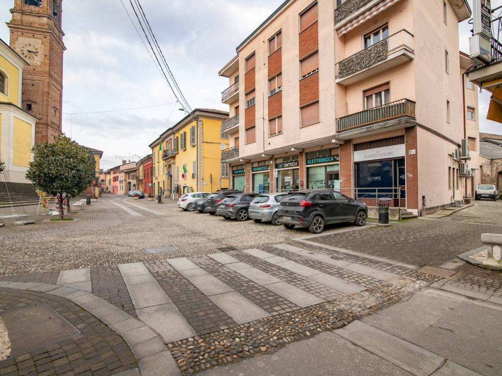 Appartamento a Vaiano cremasco in Piazza Gloriosi Caduti, 10 - Foto 2