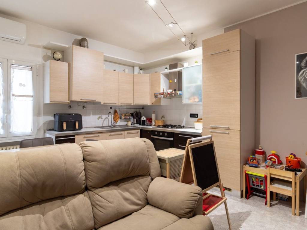 Appartamento a Bologna in Via degli Stradelli Guelfi, 53 - Foto 2