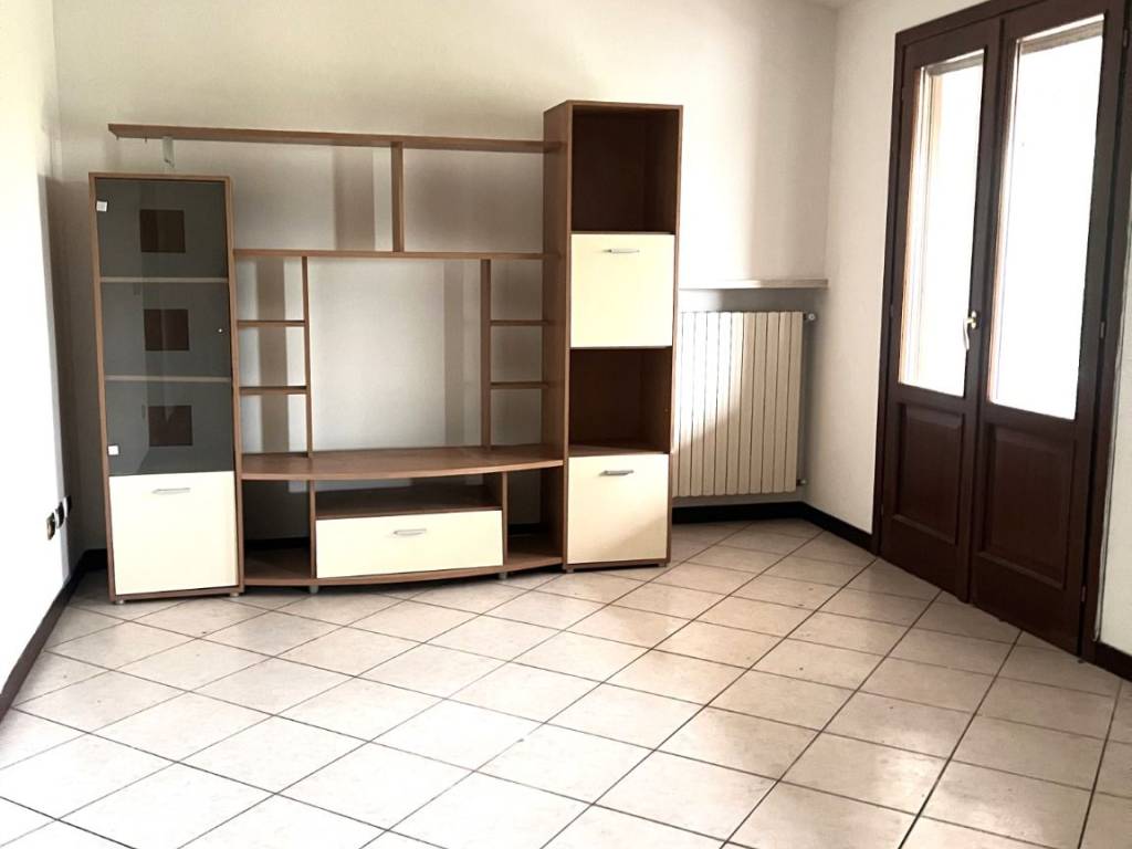 Appartamento a Curtatone in Via Lussemburgo - Foto 2