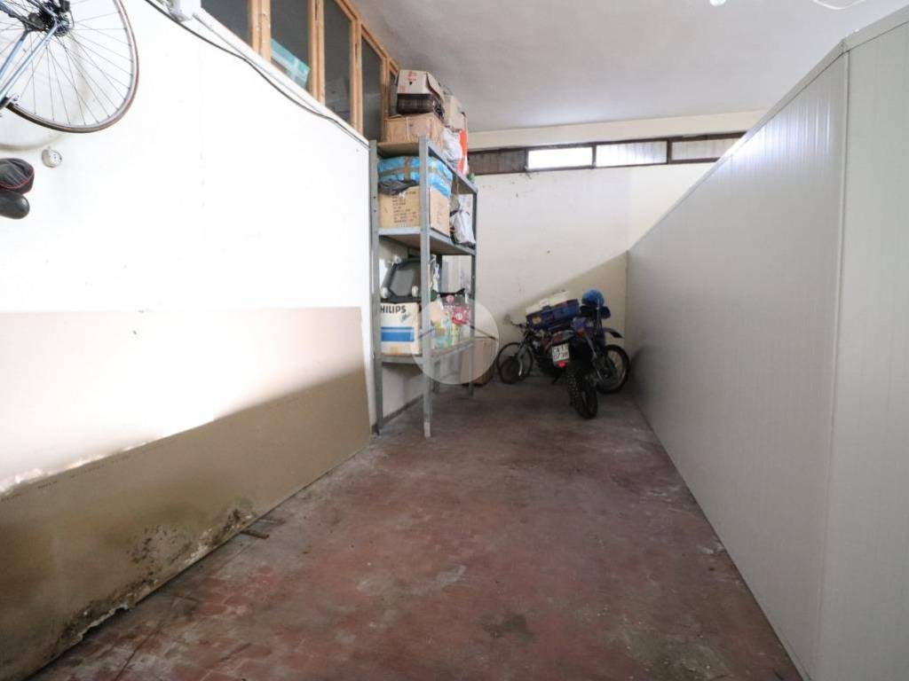 Box / garage a Cagliari in Via delle Cicale, 2 - Foto 3
