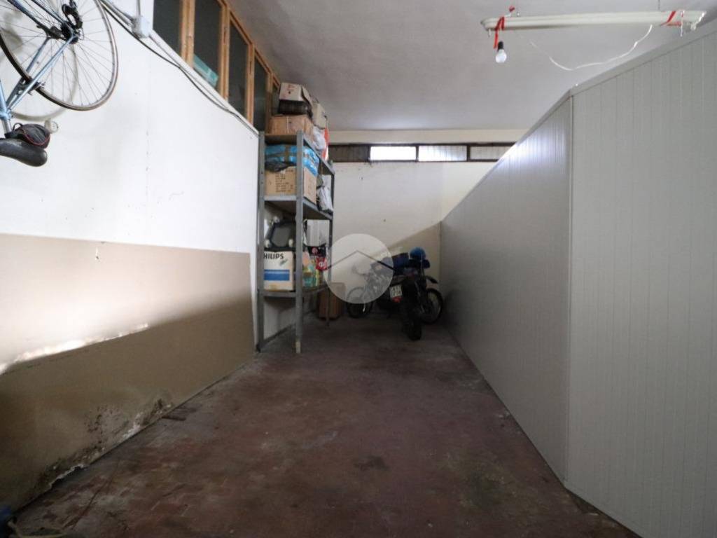 Box / garage a Cagliari in Via delle Cicale, 2 - Foto 4