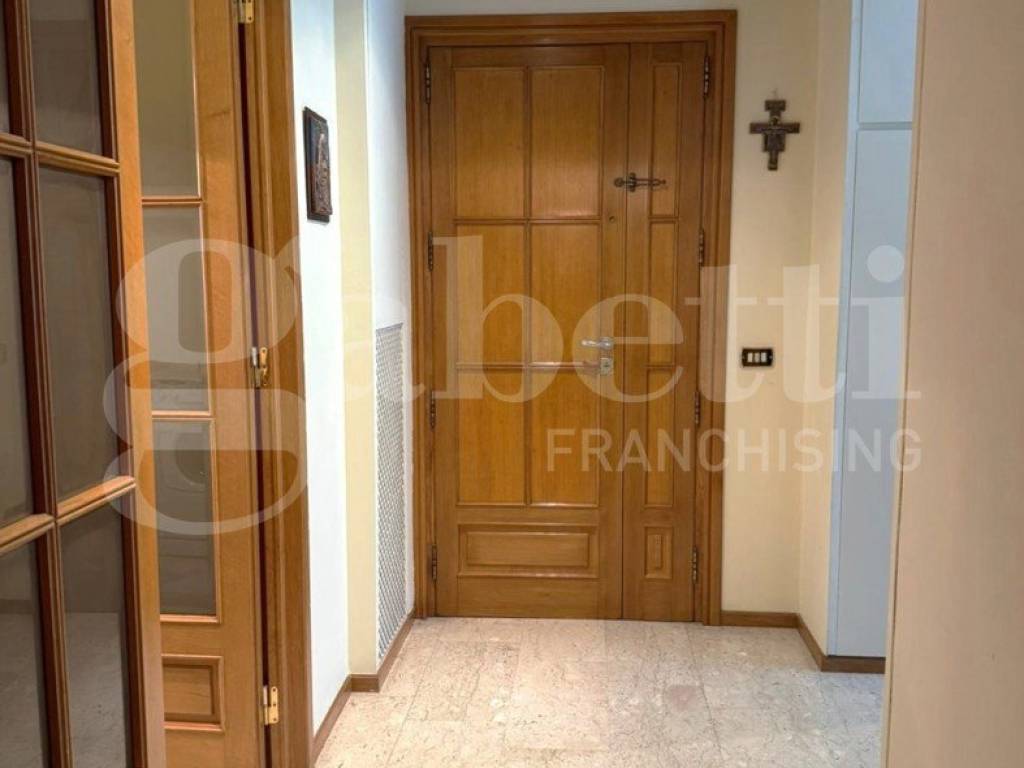 Appartamento a Bari in Via Raffaele Gorjux - Foto 4