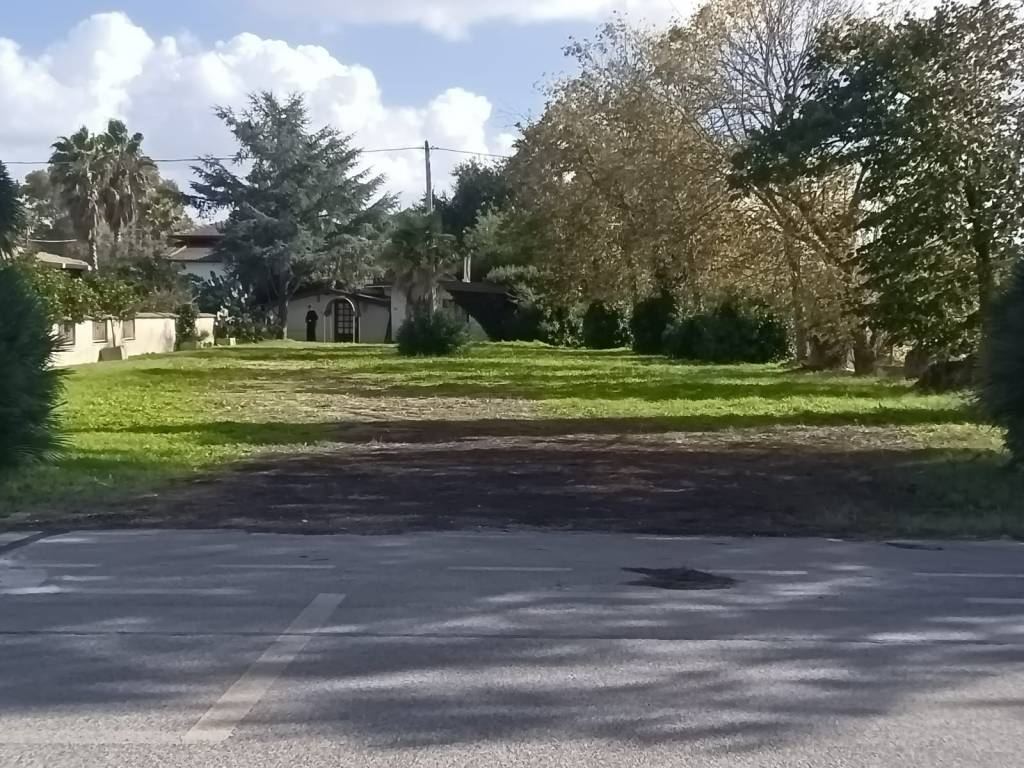 Terreno a Latina in Viale Antonio Pennacchi - Foto 3