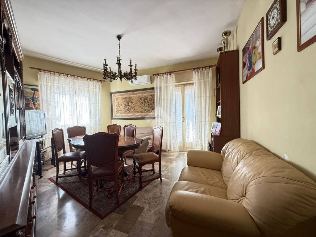 Appartamento a Reggio calabria in Via della Ginestra, 11 - Foto 4