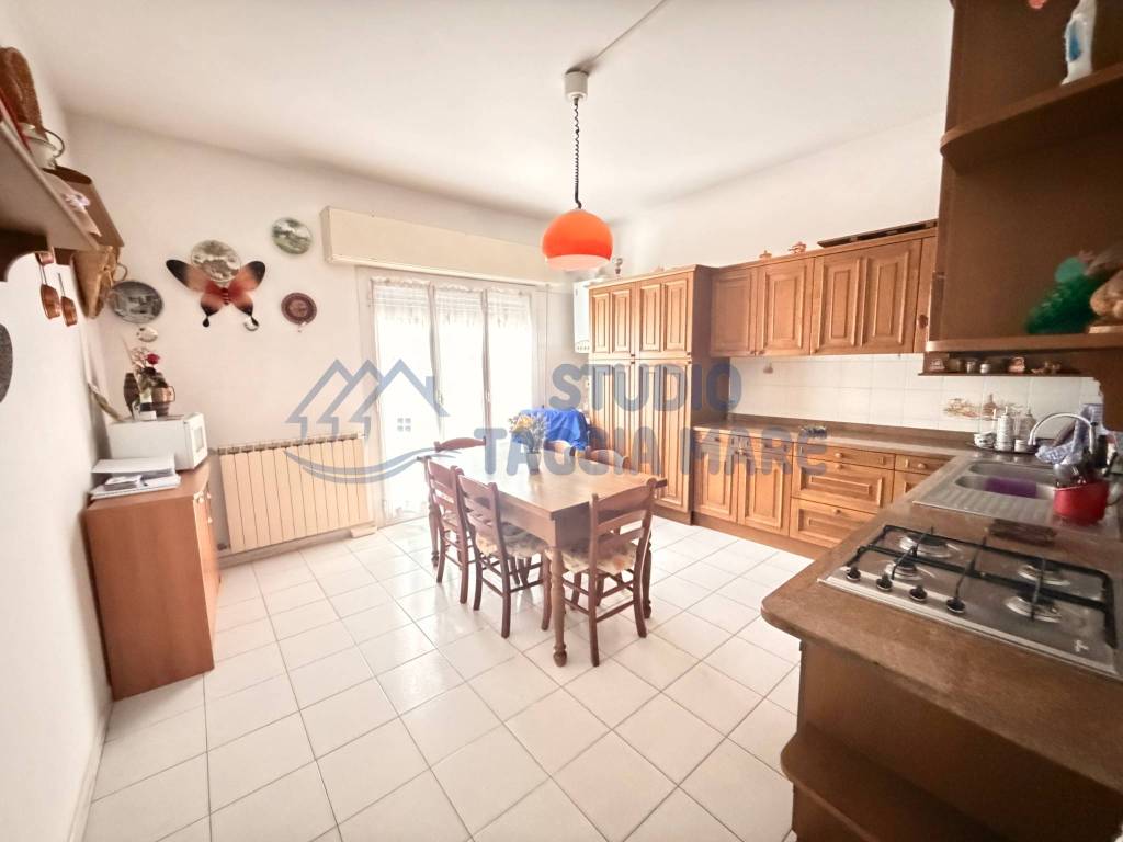 Appartamento a Taggia in Via Stazione, 50 - Foto 2