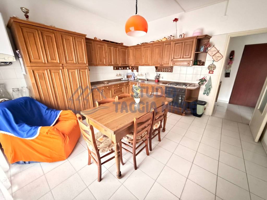 Appartamento a Taggia in Via Stazione, 50 - Foto 3