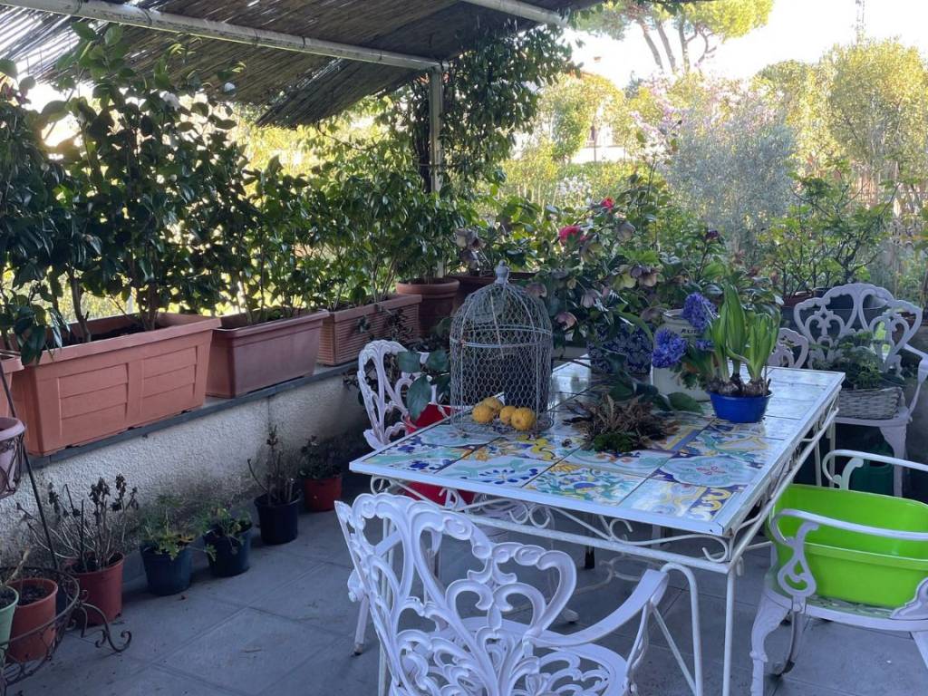 Villa a Pietrasanta in Via Tonfano - Foto 3
