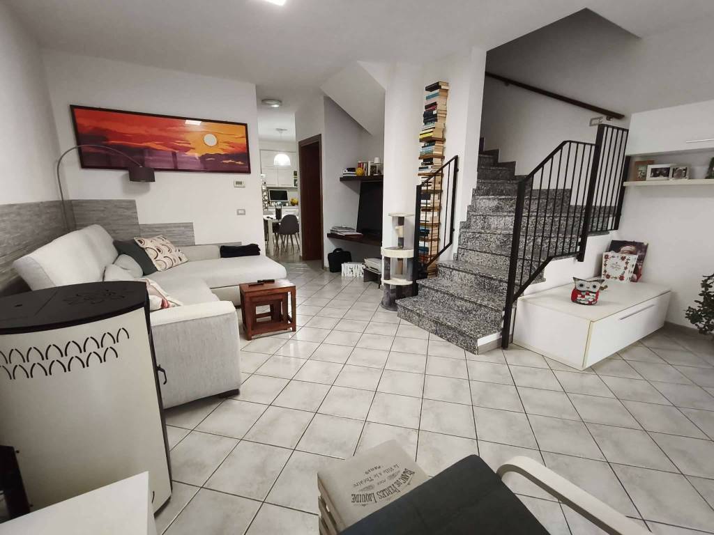 Villa a Boffalora d'adda in via Monsignor Paolo Gatti - Foto 3