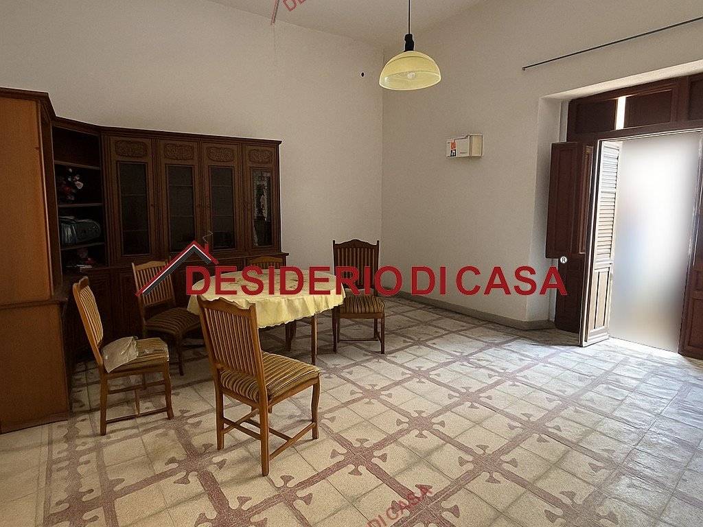 Casa indipendente a Castellammare del golfo in Via Margherita, 21 - Foto 2