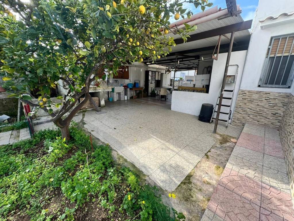 Villa a Leporano in STR. ESTERNA TALSANO, 466 - Foto 3