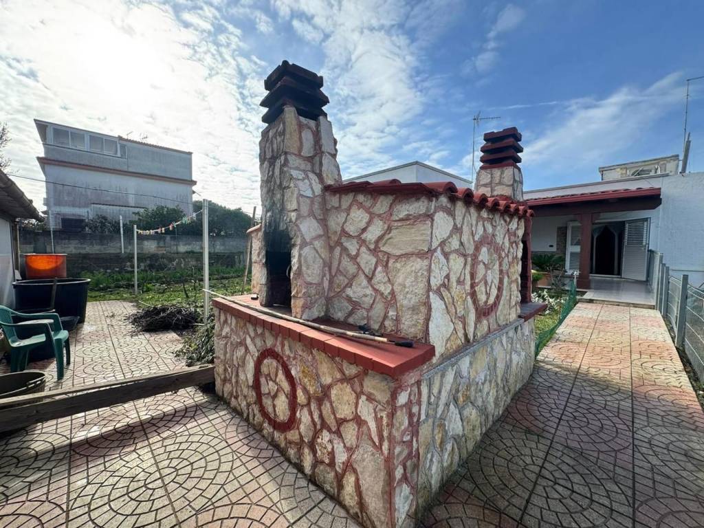 Villa a Leporano in STR. ESTERNA TALSANO, 466 - Foto 5