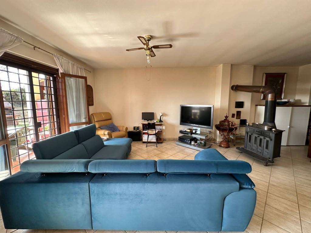 Villa a Riano in Via Valle Braccia - Foto 2