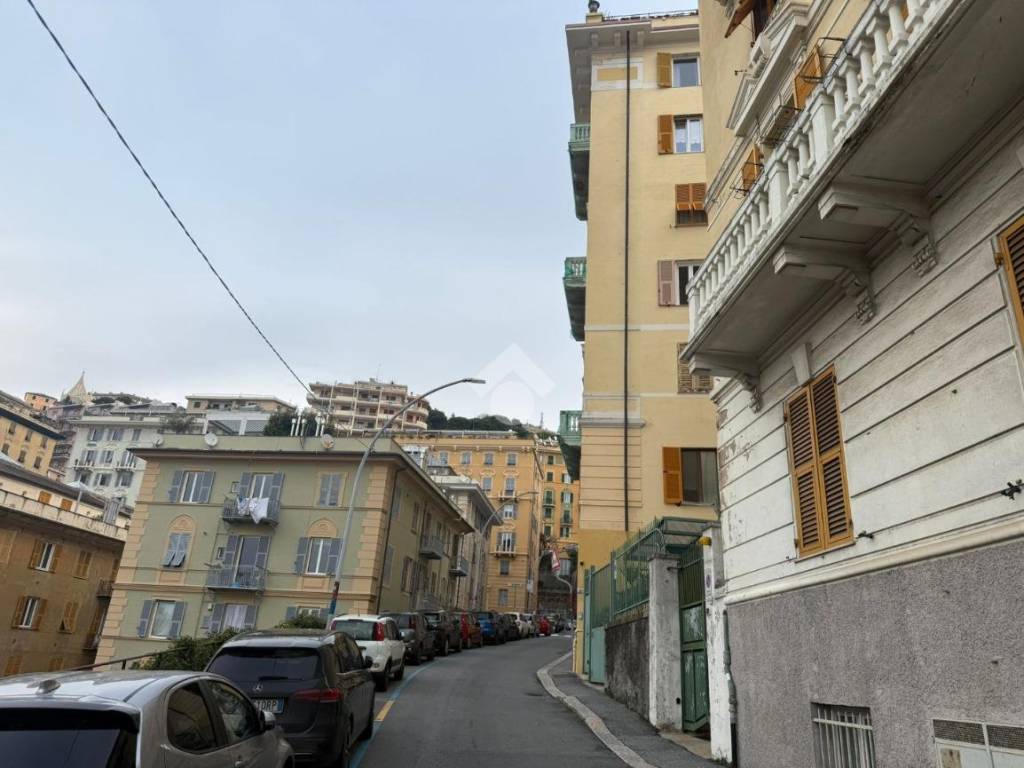 Appartamento a Genova in Via Acquarone - Foto 3
